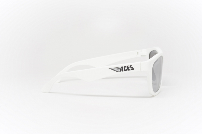  /  Aces Navigator   (Wicked White).   - 