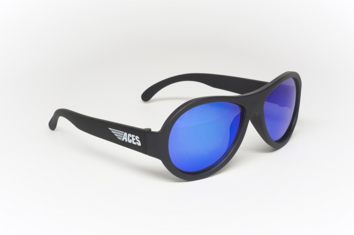  /  Aces Aviator ׸  (Black Ops).   - 